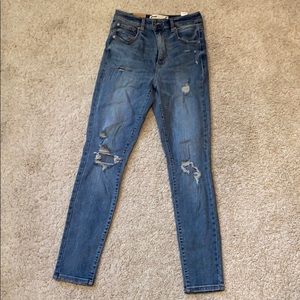 Garage, ultra high rise, jeans